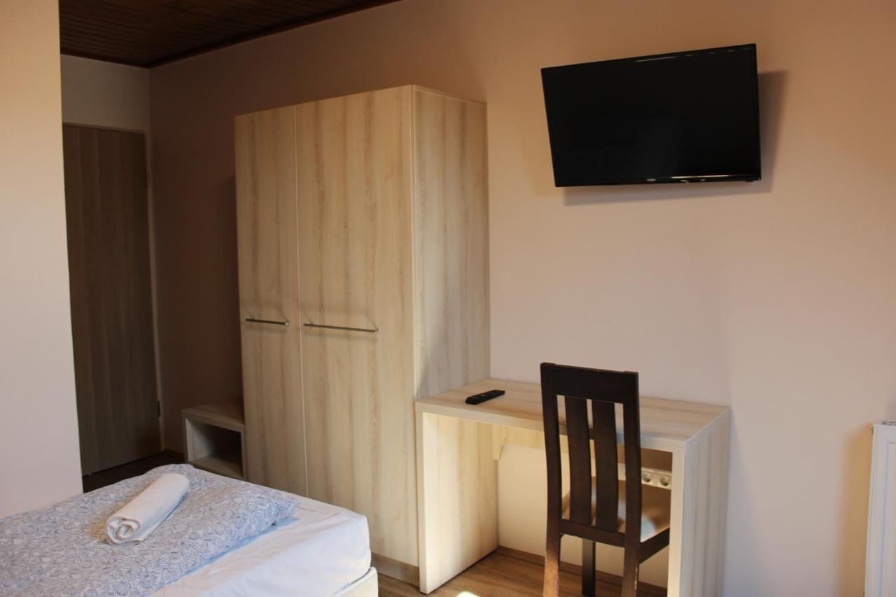 Natura Panzio&Apartmanhaz Orfű Екстериор снимка
